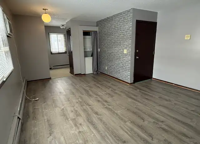 Property at 4318 3rd St NE Unit 3, Columbia Heights, MN, 55421, 2 beds, 1 bath, [object Object]