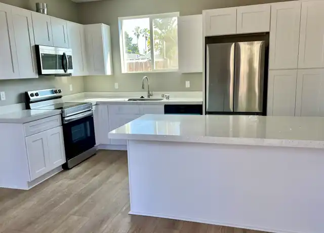 Property at 1754 Kraft St Unit SECOND, Oceanside, CA, 92058, 2 beds, 2 baths, [object Object]
