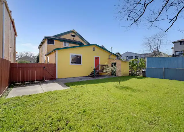 Property at 1734 10th St, Oakland, CA, 94607, 3 beds, 1 bath, [object Object]