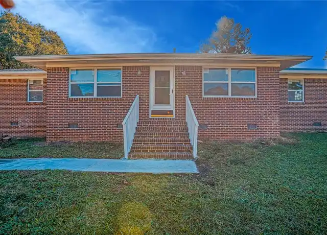 Property at 2877 Whispering Hills Dr, Atlanta, GA, 30341, 2 beds, 1 bath, [object Object]