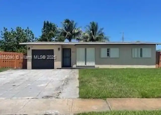 Property at 1012 S 12th St, Lantana, FL, 33462, 1 bed, 1 bath, [object Object]