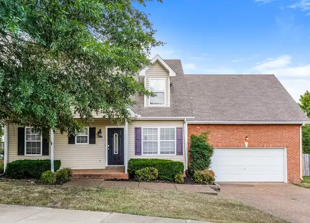 Property at 100 Homestead Ln, Hendersonville, TN, 37075, 3 beds, 2.5 baths, [object Object]