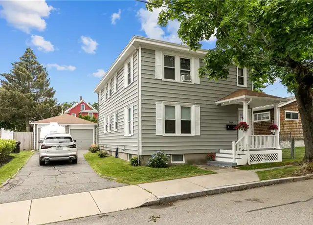Property at 11 Whitwell Pl, Newport, RI, 02840, 2 beds, 2 baths, [object Object]