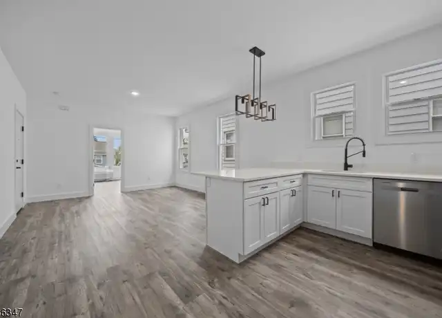 Property at 531 Beardsley Ave Unit 101, Bloomfield, NJ, 07003, 2 beds, 1 bath, [object Object]
