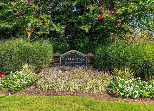 Photo of 549 E Main St, Hendersonville, TN 37075