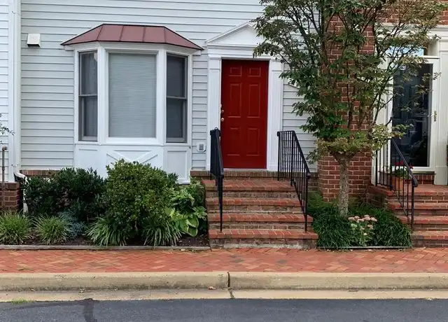 Property at 2113 N Tazewell Ct, Arlington, VA, 22207, 3 beds, 3.5 baths, [object Object]