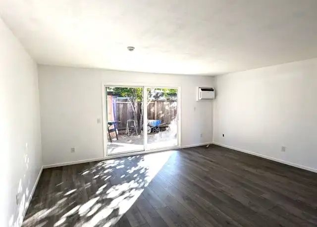 Property at 1595 Herbert St Unit 5, Santa Rosa, CA, 95401, 2 beds, 1 bath, [object Object]