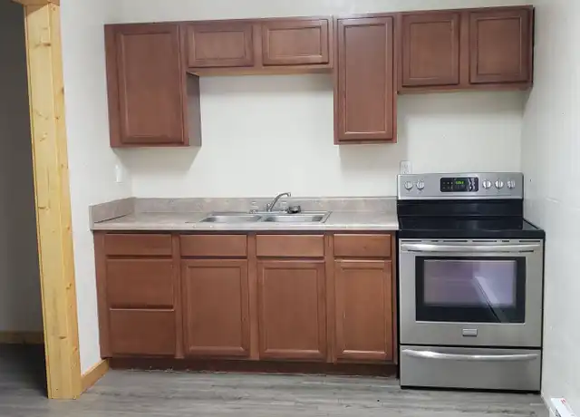 Property at 502 E Coolbaugh St Unit 5, Red Oak, IA, 51566, 2 beds, 1 bath, [object Object]