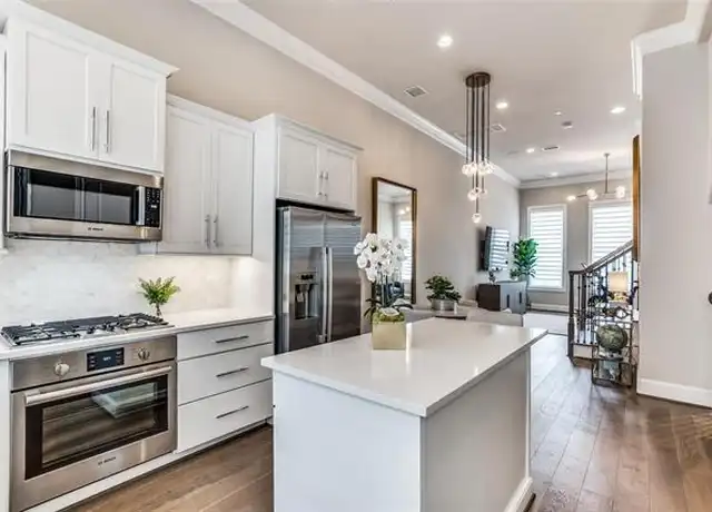 Property at 4126 Runyon Rd, Addison, TX, 75001, 2 beds, 2.5 baths, [object Object]