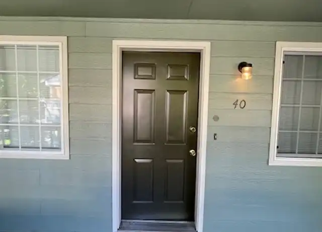 Property at 1201 Progress Dr Unit 40, Medford, OR, 97504, 2 beds, 2 baths, [object Object]