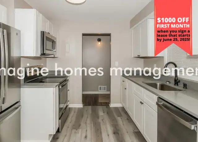 Property at 100 Crystal Lake Rd W, Burnsville, MN, 55306, 3 beds, 1 bath, [object Object]