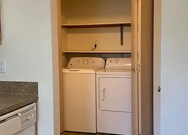 Photo of 401 S Everest St, Newberg, OR 97132