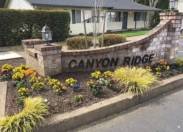 Photo of 401 S Everest St, Newberg, OR 97132