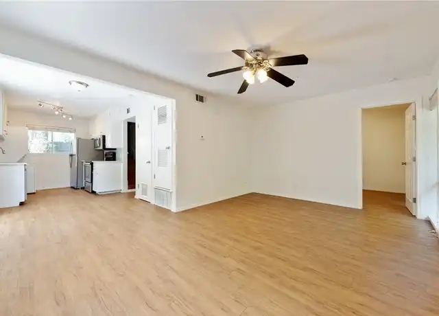 Property at 607 E 43rd St Unit B, Austin, TX, 78751, 4 beds, 2 baths, [object Object]