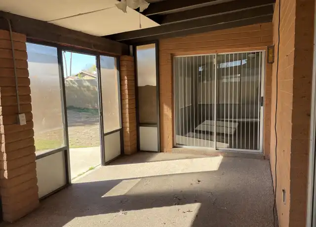 Property at 10014 N 44th Dr, Glendale, AZ, 85302, 3 beds, 2 baths, [object Object]