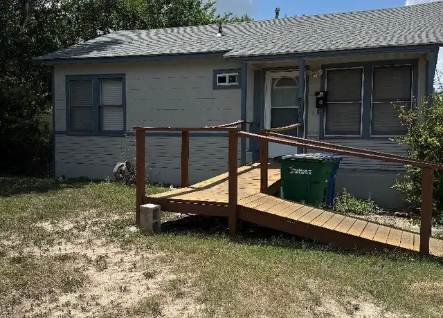 Property at 515 Offer St, San Antonio, TX, 78223, 2 beds, 1 bath, [object Object]