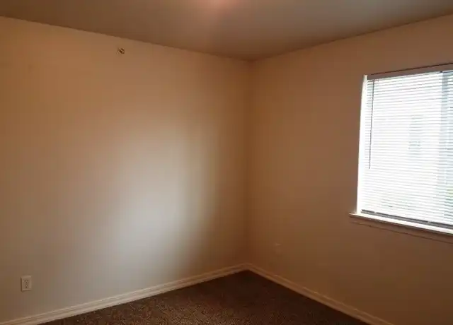Property at 6 Diane Rd Unit 2, Columbia Falls, MT, 59912, 3 beds, 2 baths, [object Object]