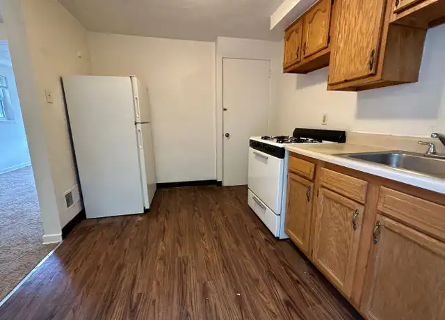 Property at 544-546 Long Rd Unit 544, Pittsburgh, PA, 15235, 2 beds, 1 bath, [object Object]