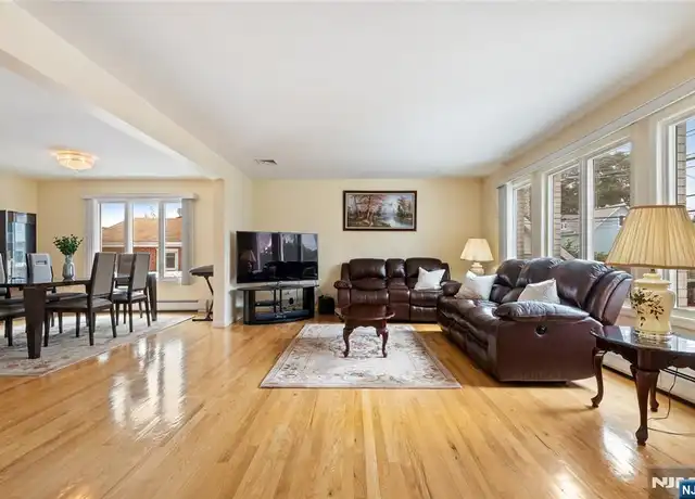 Property at 253 Warren Ave, Fort Lee, NJ, 07024, 3 beds, 3.5 baths, [object Object]