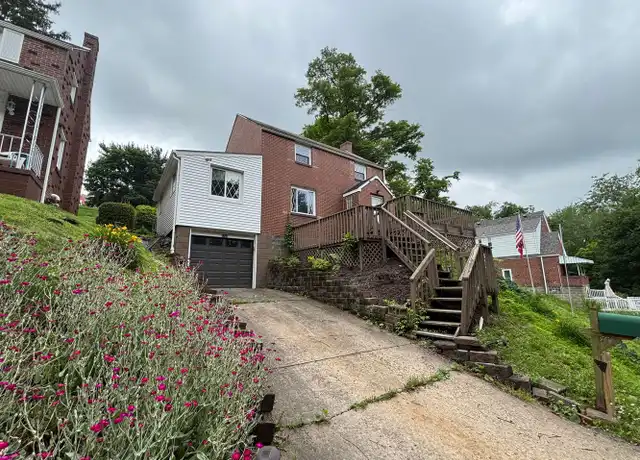 Property at 5720 Front St, Verona, PA, 15147, 4 beds, 1 bath, [object Object]