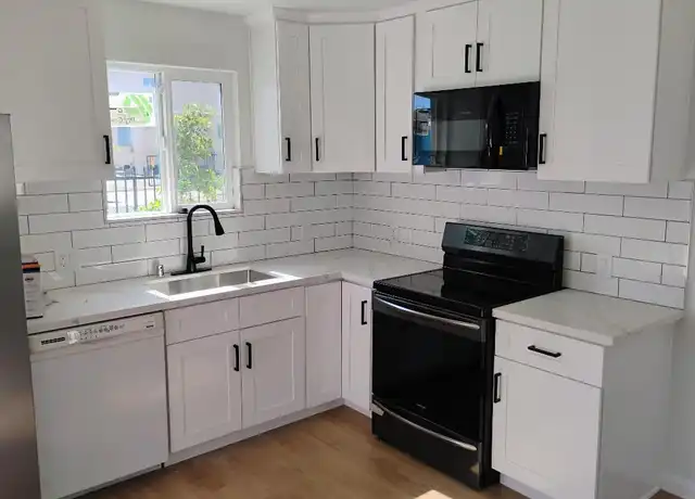 Property at 11812 Berendo Ave, Los Angeles, CA, 90044, 1 bed, 1 bath, [object Object]