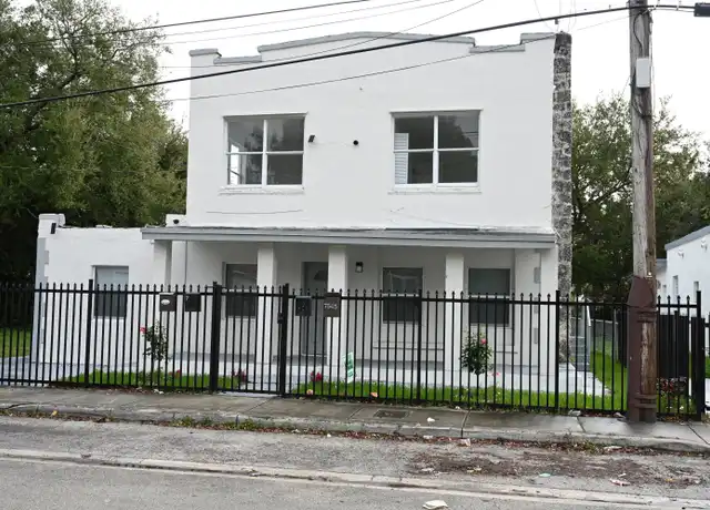 Property at 7543 NW 3rd Ave, Miami, FL, 33150, 2 beds, 1 bath, [object Object]