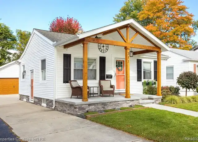 Property at 311 Dewey St, Royal Oak, MI, 48067, 2 beds, 2 baths, [object Object]