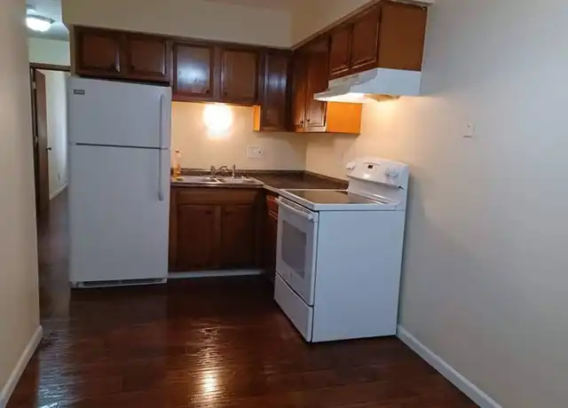Property at 3124 Meriday Ln, Rockford, IL, 61109, 2 beds, 1 bath, [object Object]