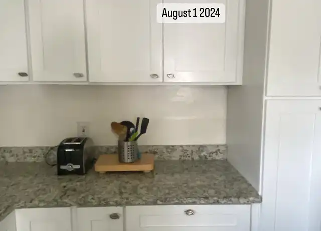 Property at 6 Robbins Ct Unit 2, Norwich, CT, 06360, 4 beds, 2 baths, [object Object]
