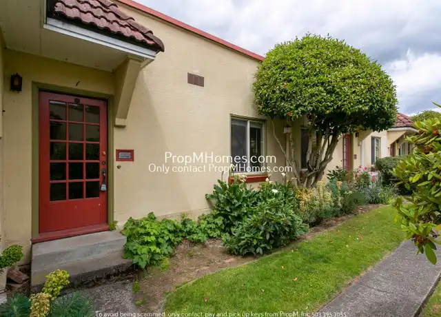 Property at 2251 SE Caruthers St Unit 01, Portland, OR, 97214, 1 bed, 1 bath, [object Object]