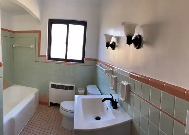 Property at 2774 W North Bend Rd Unit 2, Cincinnati, OH, 45239, 2 beds, 1 bath, [object Object]
