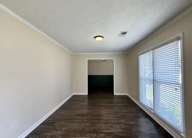 Property at 4303 Linda Dr, Phenix City, AL, 36867, 4 beds, 2 baths, [object Object]
