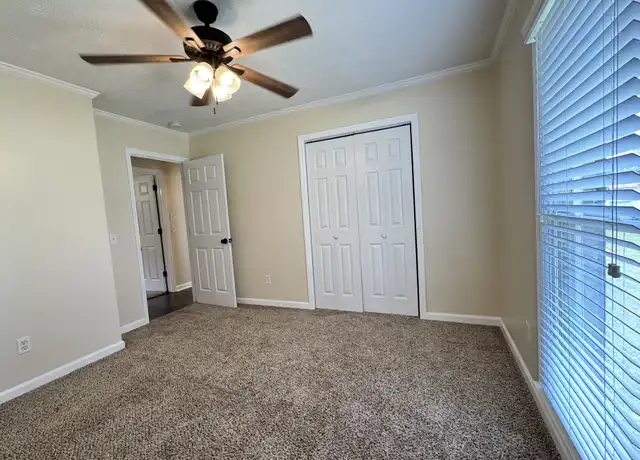 Property at 4303 Linda Dr, Phenix City, AL, 36867, 4 beds, 2 baths, [object Object]