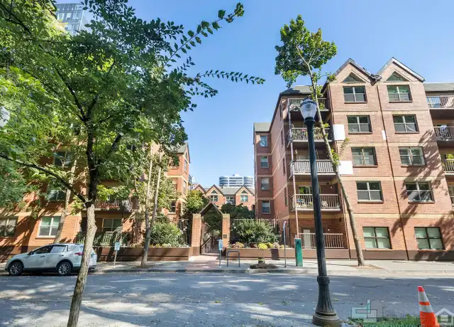 Property at 1500 SW Park Ave #328, Portland, OR, 97201, 2 beds, 1 bath, [object Object]
