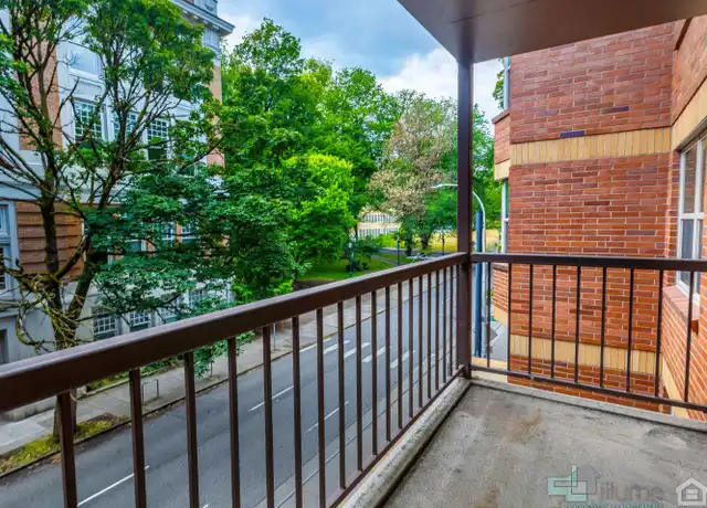 Property at 1500 SW Park Ave #328, Portland, OR, 97201, 2 beds, 1 bath, [object Object]