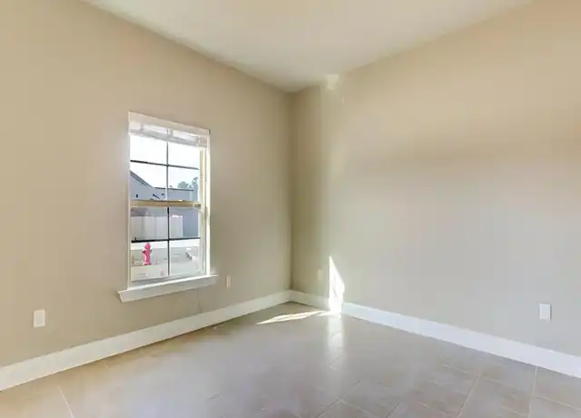 Property at 1544 Dominic Dr, Covington, LA, 70435, 3 beds, 2 baths, [object Object]