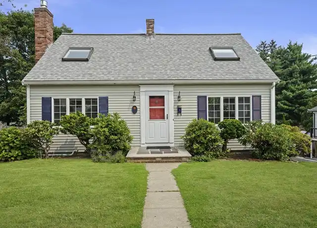 Property at 28 Hillside Ave, Stoneham, MA, 02180, 3 beds, 2 baths, [object Object]