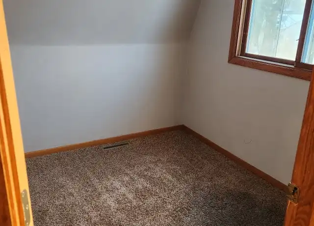 Property at 3311 Sheridan Ave N, Minneapolis, MN, 55412, 2 beds, 1 bath, [object Object]