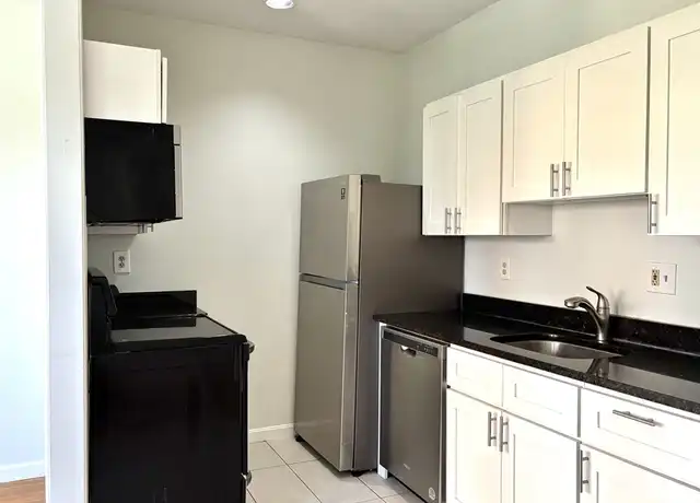 Property at 204 H St Unit 2, Boston, MA, 02127, 2 beds, 1 bath, [object Object]