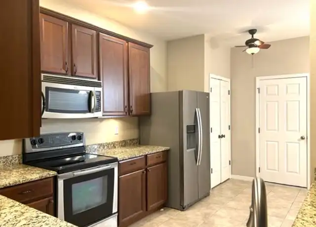 Property at 3720 Parkridge Cir Unit 25-103, Sarasota, FL, 34243, 3 beds, 2.5 baths, [object Object]