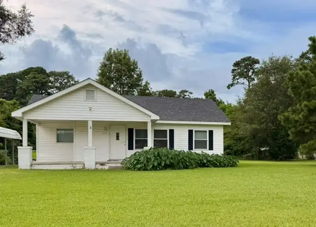 Property at 316 Neuse Forrest Ave, New Bern, NC, 28560, 3 beds, 1 bath, [object Object]