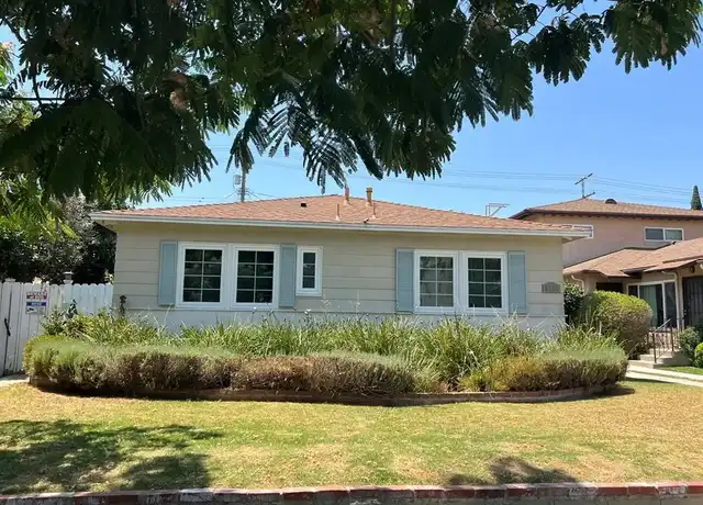 Property at 5713 Woodman Ave, Valley Glen, CA, 91401, 2 beds, 1 bath, [object Object]