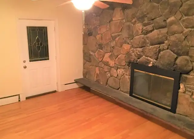Property at 391 Langley Rd Unit 2, Newton, MA, 02459, 1 bed, 1 bath, [object Object]
