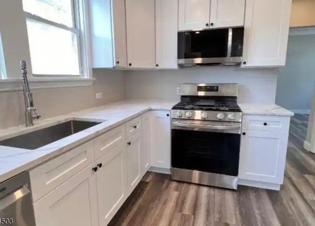 Property at 1376 Alina St, Elizabeth, NJ, 07208, 2 beds, 1 bath, [object Object]
