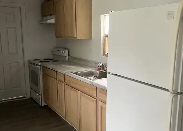 Property at 711 Nashville Rd Unit 2, Lakeland, FL, 33815, 2 beds, 1 bath, [object Object]