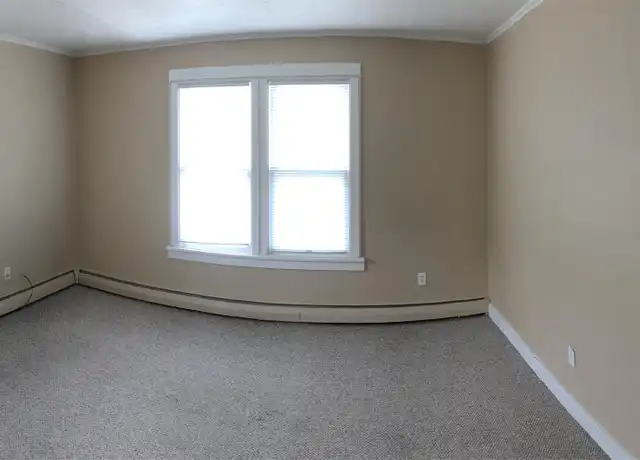 Property at 1038 15th St N Unit 6, Fargo, ND, 58102, 1 bed, 1 bath, [object Object]
