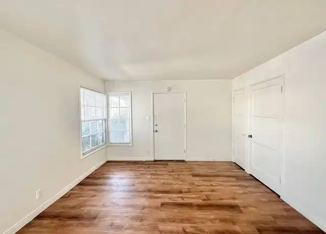 Property at 1061 E Broadway Unit 8, Long Beach, CA, 90802, 0 beds, 1 bath, [object Object]