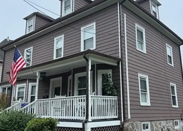 Property at 24 Clematis St Unit 2, Winchester, MA, 01890, 3 beds, 1.5 baths, [object Object]