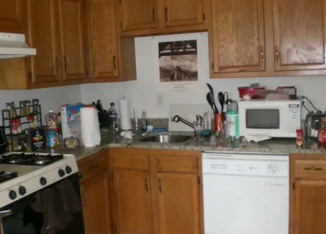 Property at 1426 Commonwealth Ave Unit 4, Boston, MA, 02134, 4 beds, 1 bath, [object Object]