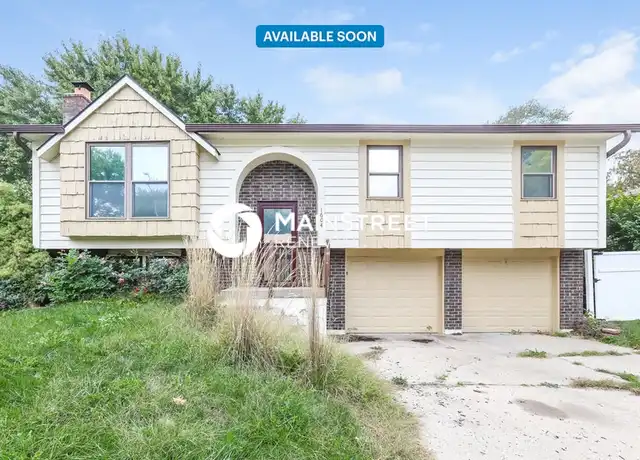 Property at 810 N Sioux Ave, Independence, MO, 64056, 3 beds, 2 baths, [object Object]